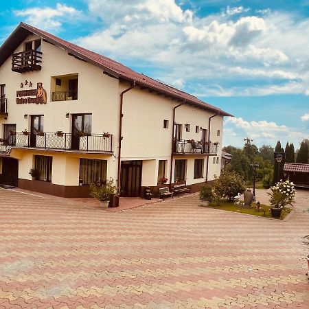 Pensiunea Valea Ursului Campulung Exterior photo